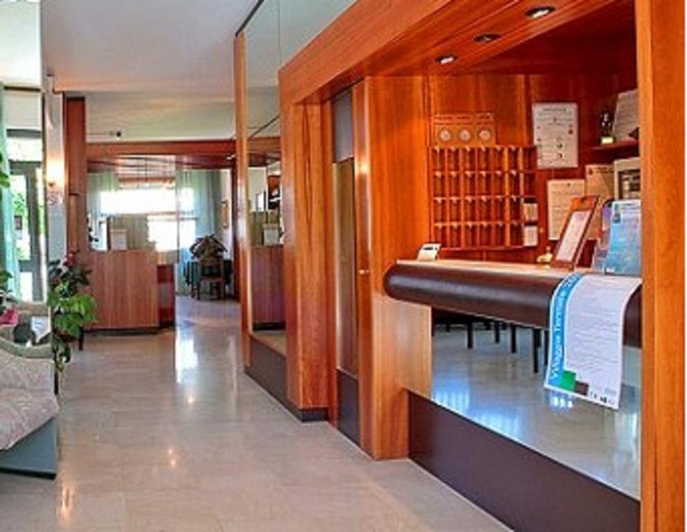 Hotel Saturno 3*