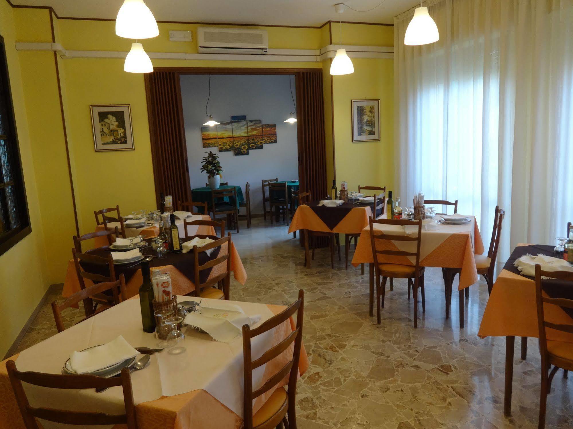 Hotel Saturno 3*